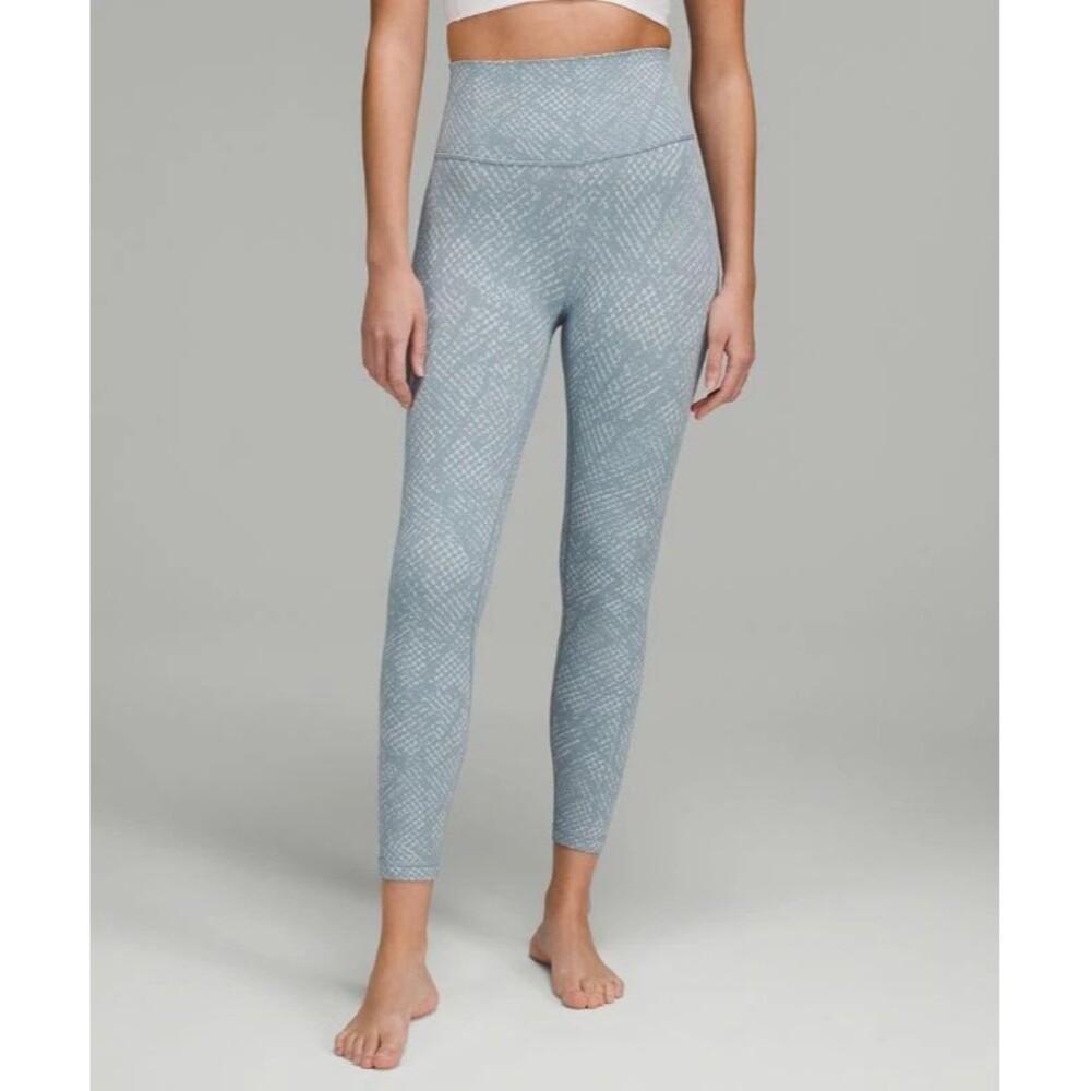 Lululemon Wunder Under High-Rise 27" Luxtreme Reptilia Jacquard Chambray Size 10